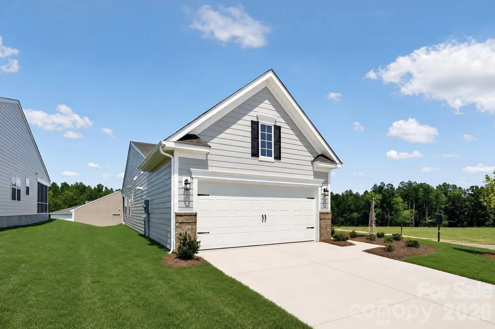 374 waxhaw village Road #312 Lancaster, SC 29720