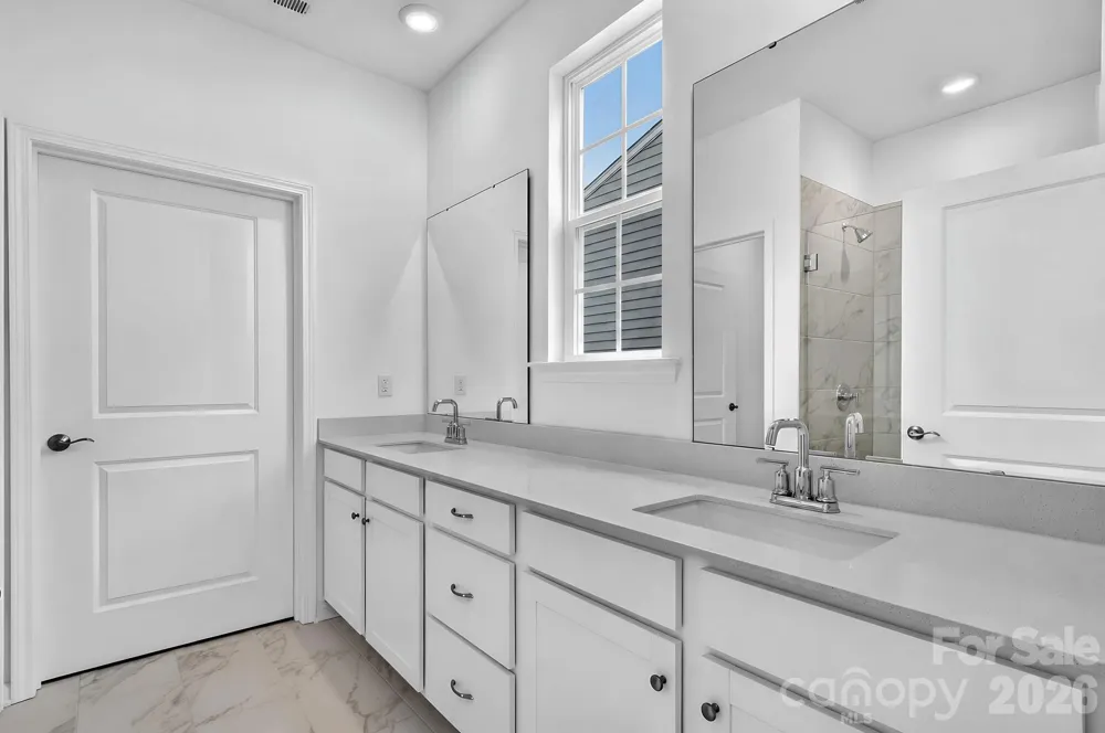 374 waxhaw village Road #312 Lancaster, SC 29720