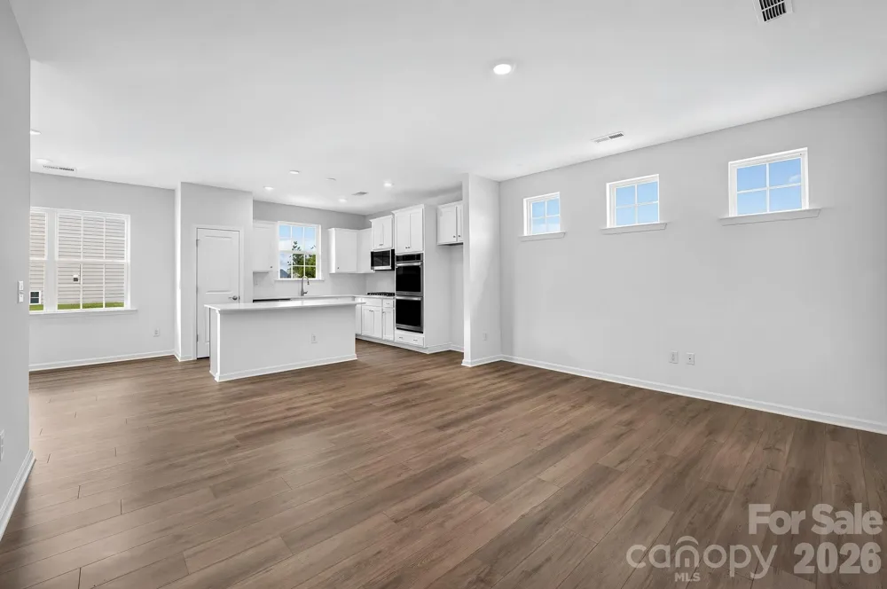 374 waxhaw village Road #312 Lancaster, SC 29720