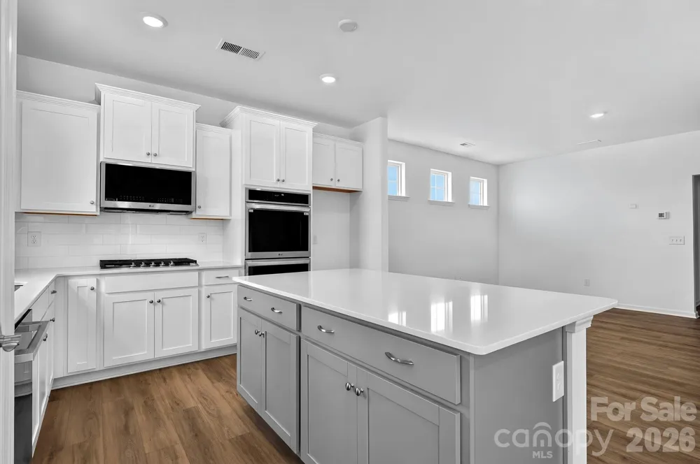 374 waxhaw village Road #312 Lancaster, SC 29720