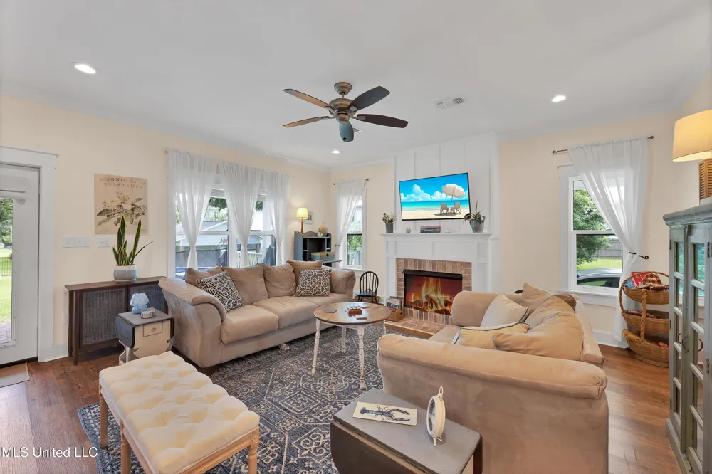 605 Magnolia Street Long Beach, MS 39560
