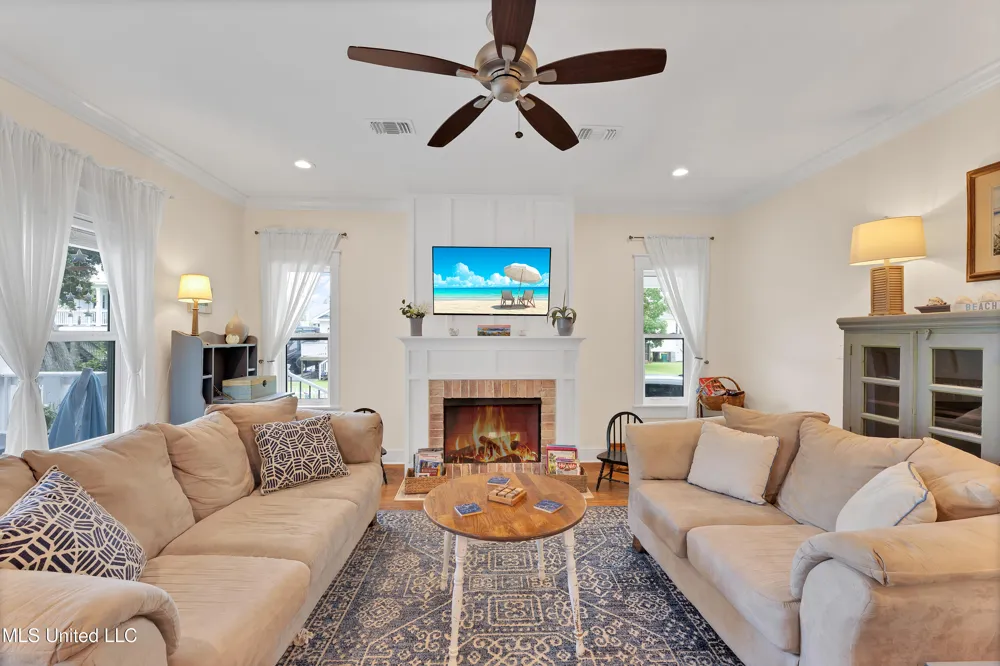 605 Magnolia Street Long Beach, MS 39560