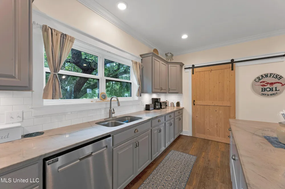 605 Magnolia Street Long Beach, MS 39560
