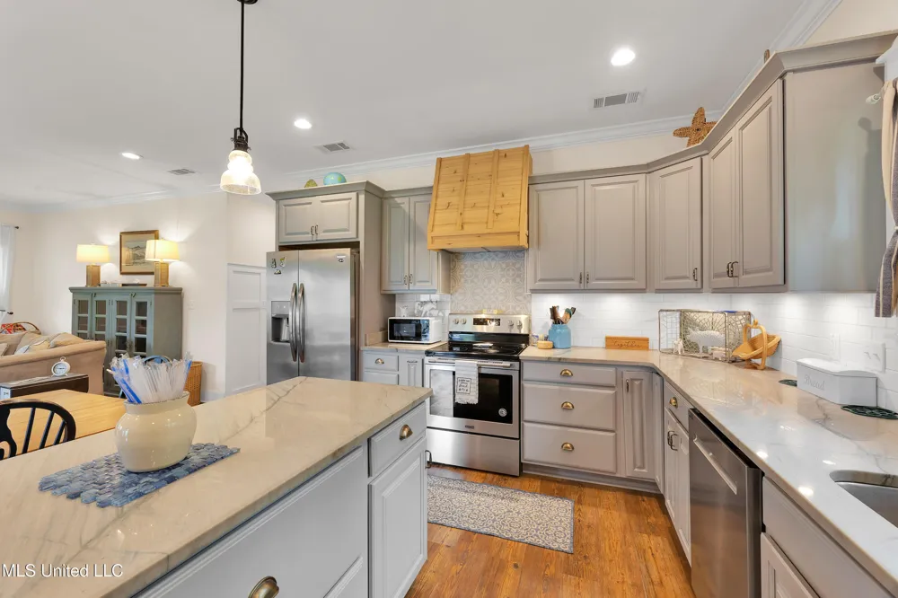 605 Magnolia Street Long Beach, MS 39560