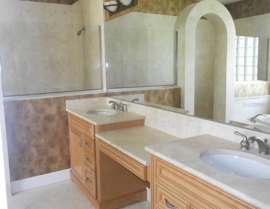 5150 VISTAMERE COURT Orlando, FL 32819