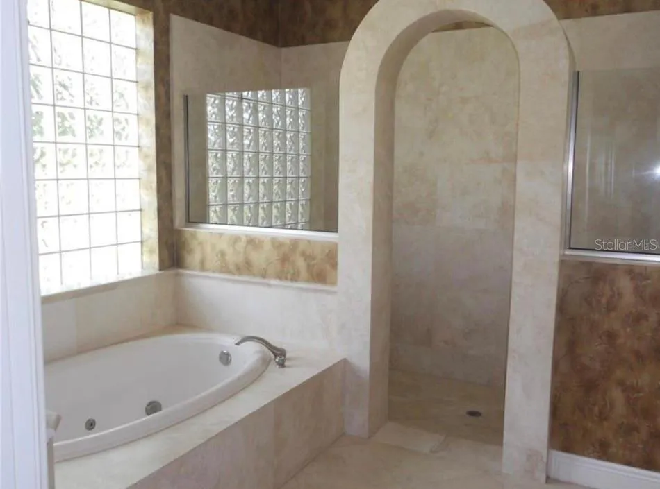 5150 VISTAMERE COURT Orlando, FL 32819