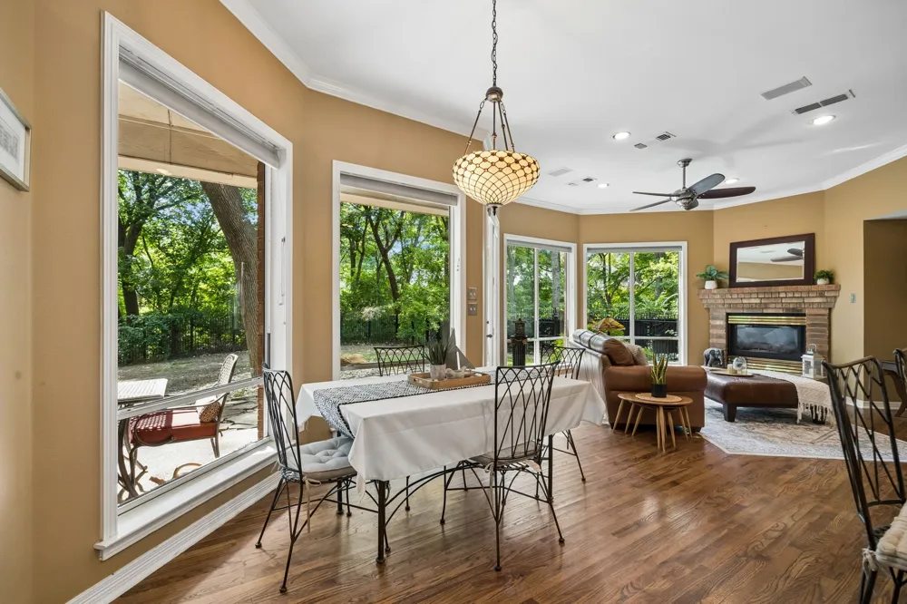 908 Trailwood Court Cedar Hill, TX 75104