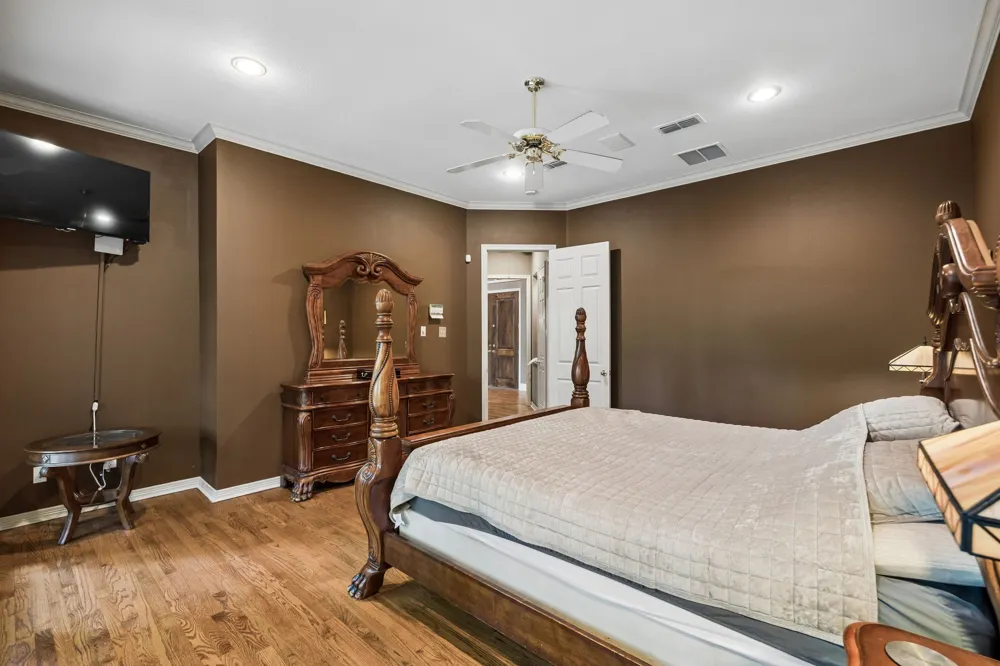 908 Trailwood Court Cedar Hill, TX 75104