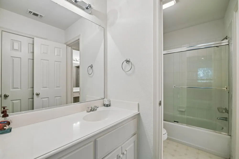 908 Trailwood Court Cedar Hill, TX 75104