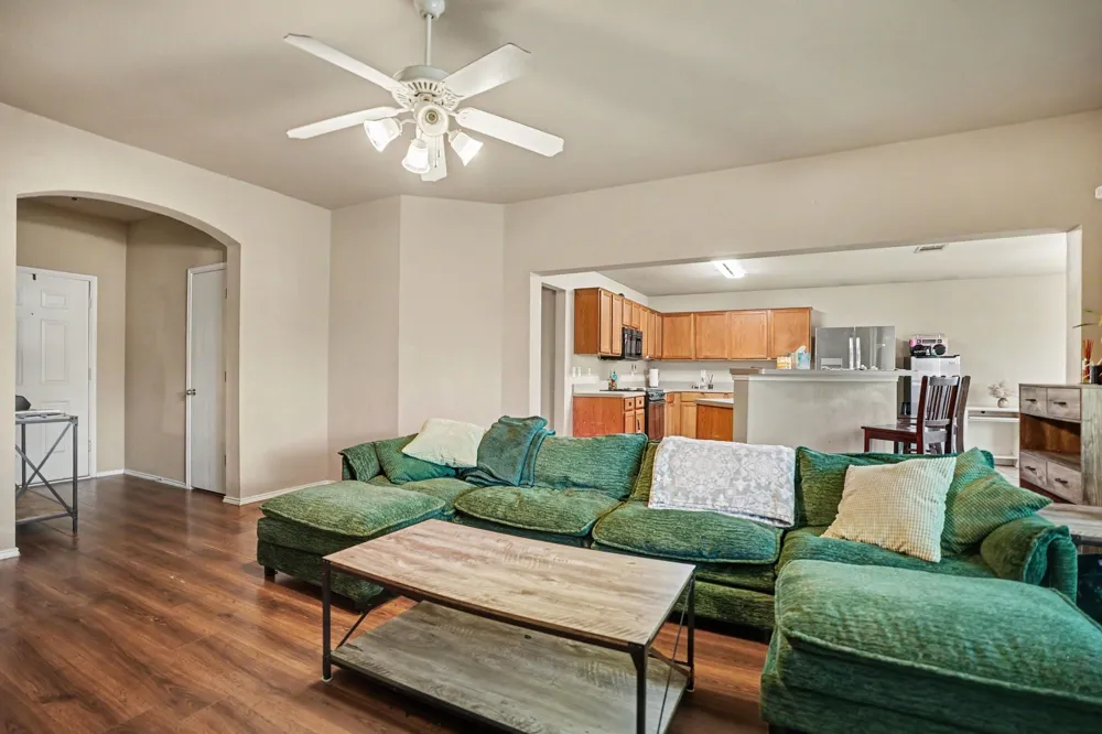 3421 Oxford Street Midlothian, TX 76065