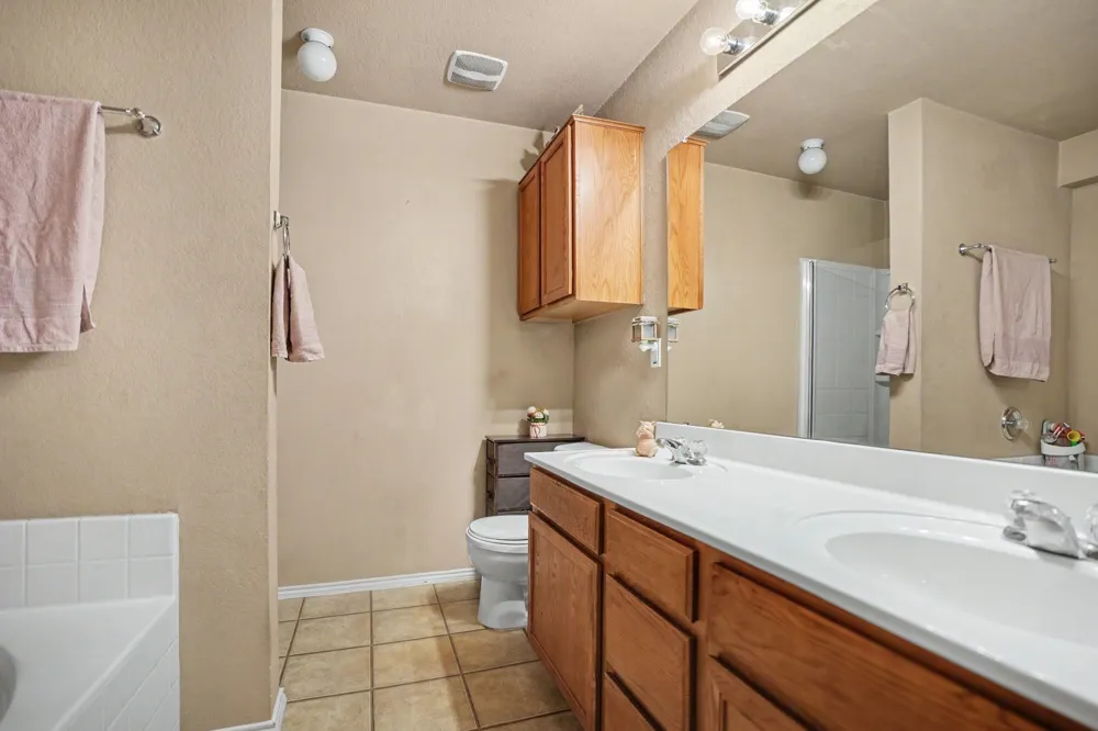 3421 Oxford Street Midlothian, TX 76065