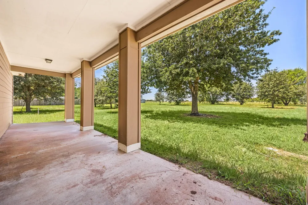 2527 Settlers Way Drive Sealy, TX 77474