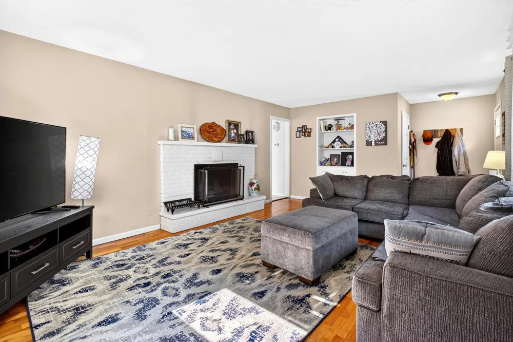 1516 Timberlane Drive St. Joseph, MI 49085