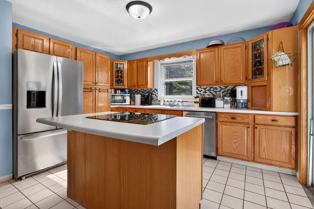 1516 Timberlane Drive St. Joseph, MI 49085