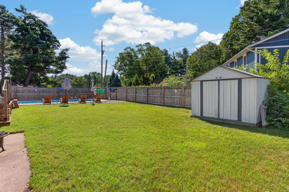 1516 Timberlane Drive St. Joseph, MI 49085
