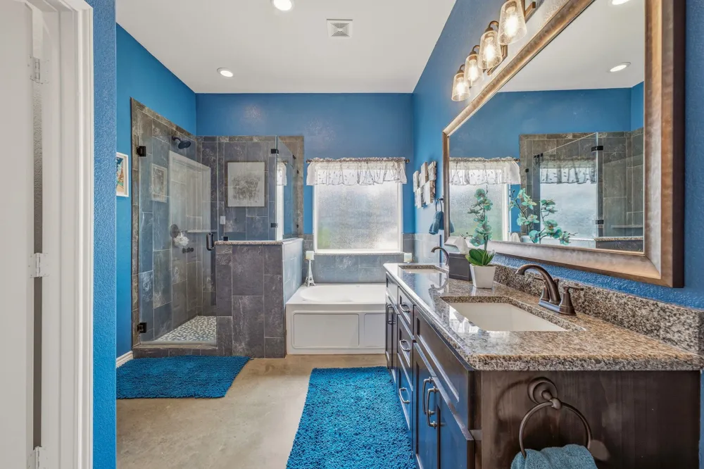 4305 Skyline Drive Bluff Dale, TX 76433