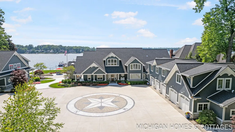 Norwood Avenue Park Township, MI 49424