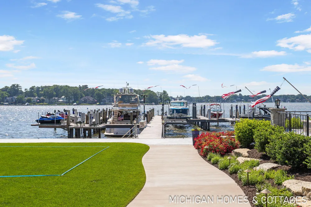 Norwood Avenue Park Township, MI 49424