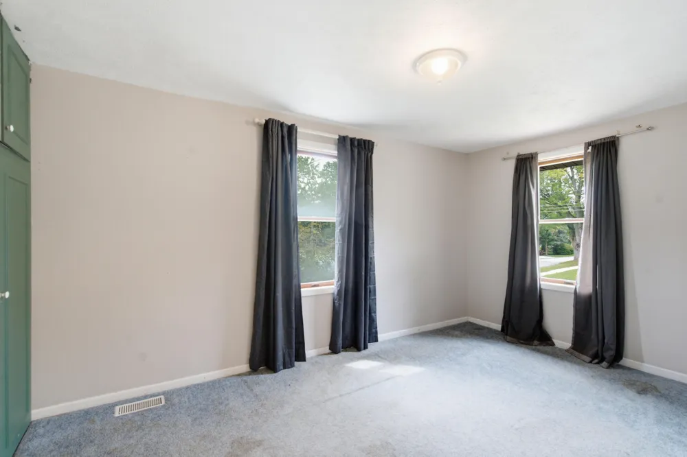 304 Hartel Road Eaton Township, MI 48876