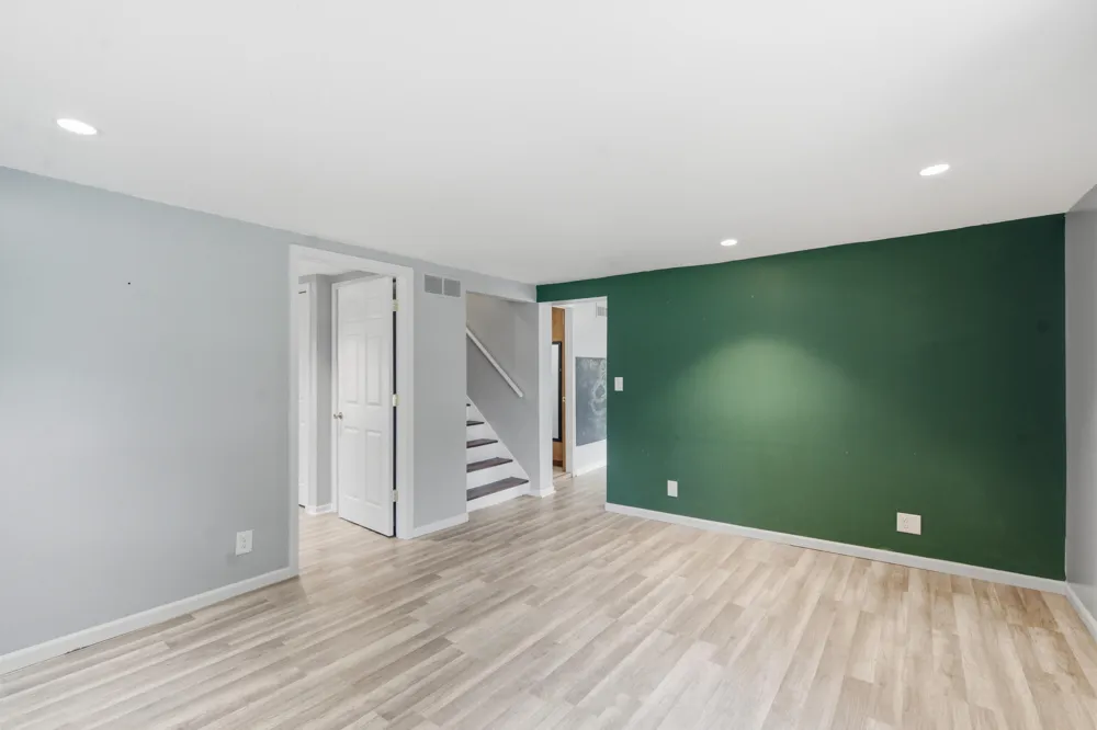 304 Hartel Road Eaton Township, MI 48876