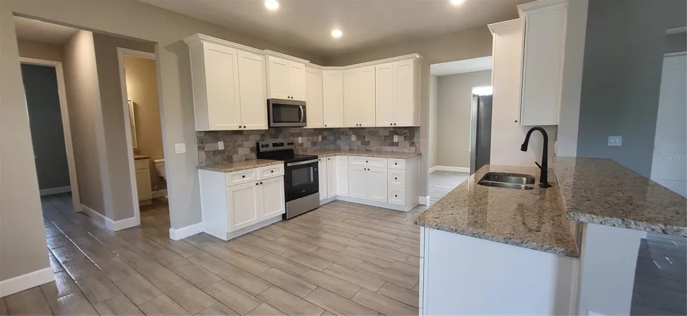 1685 E OSCEOLA ROAD Geneva, FL 32732