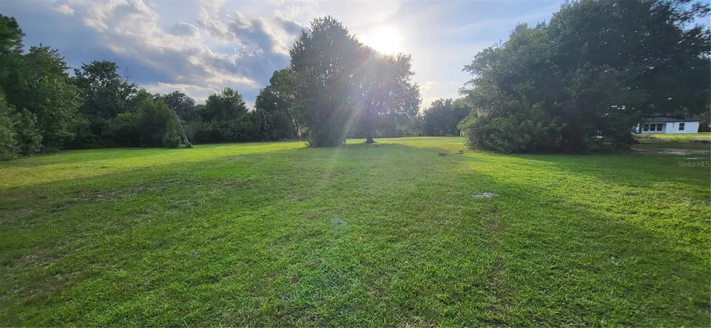 1685 E OSCEOLA ROAD Geneva, FL 32732