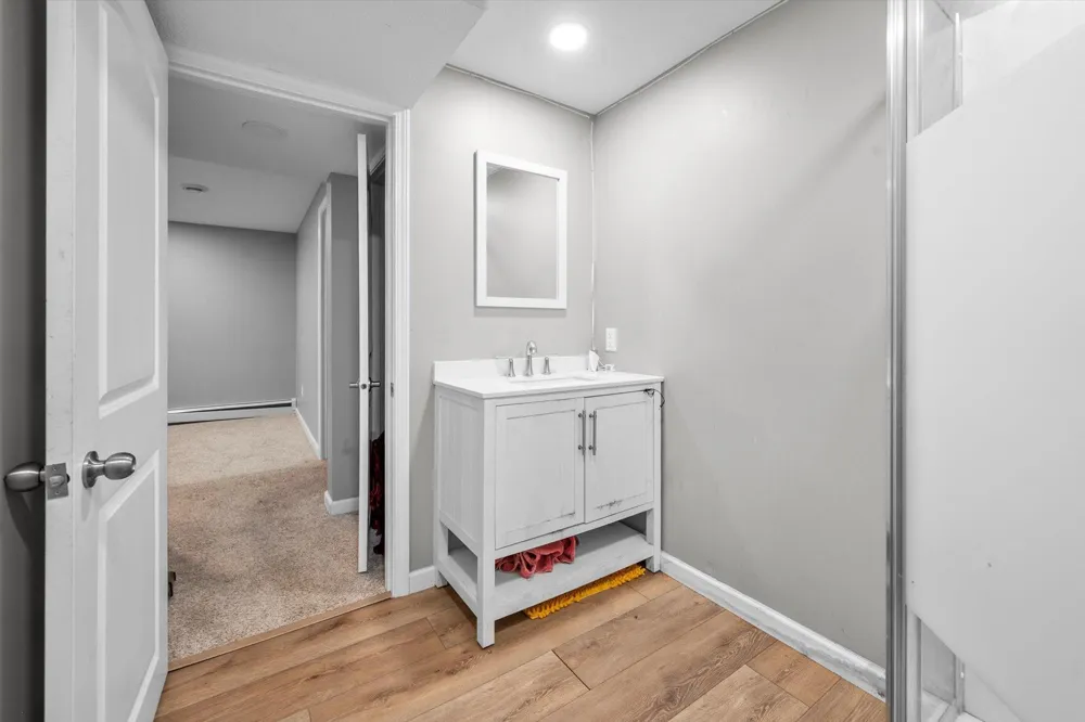 2656 Fremont Avenue E Maplewood, MN 55119