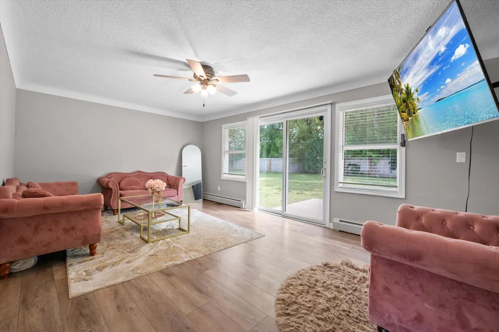 2656 Fremont Avenue E Maplewood, MN 55119