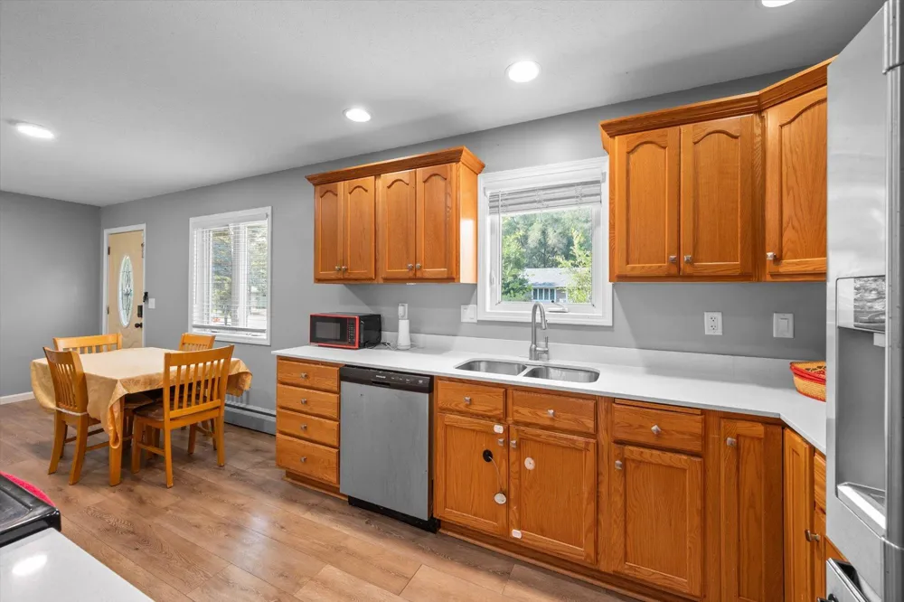 2656 Fremont Avenue E Maplewood, MN 55119