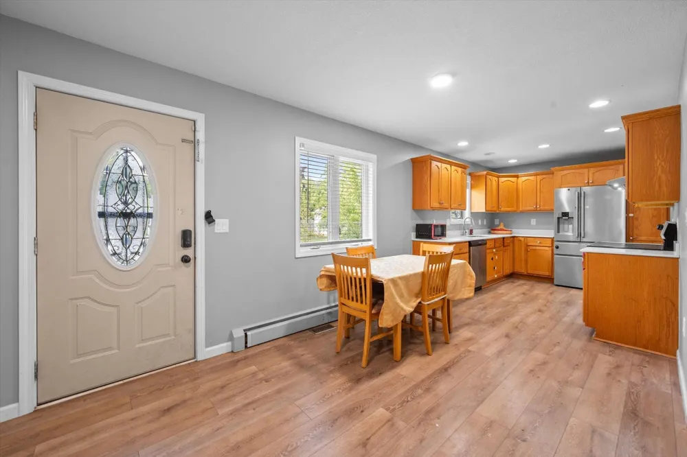 2656 Fremont Avenue E Maplewood, MN 55119