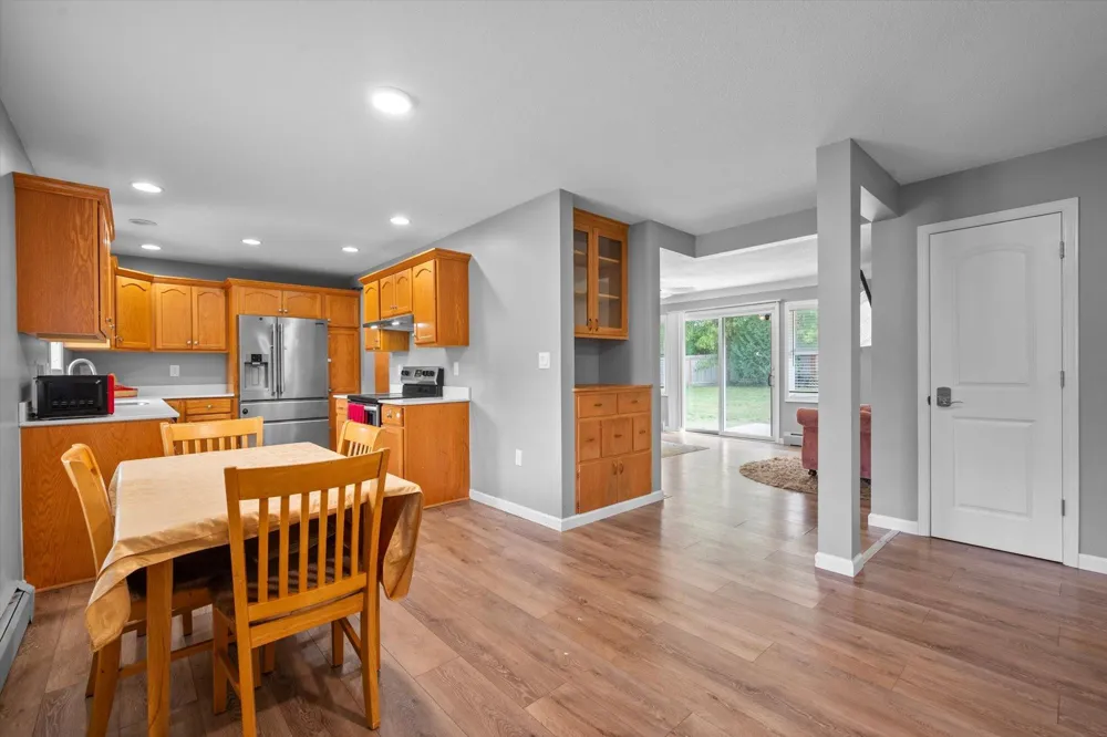2656 Fremont Avenue E Maplewood, MN 55119