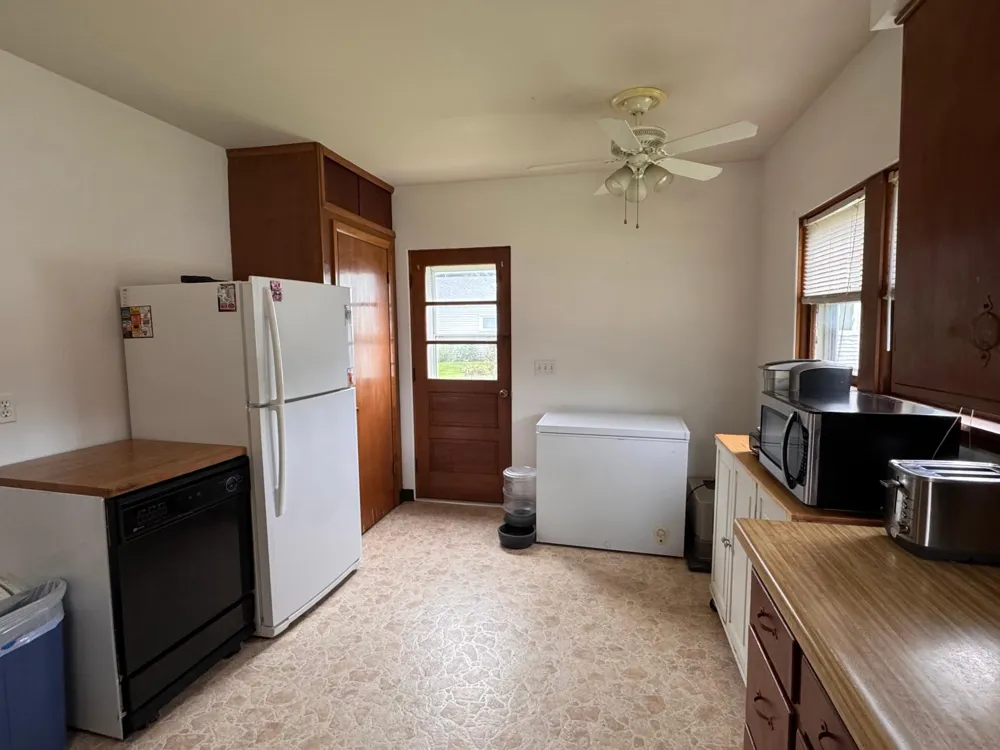 1543 Wabasha Avenue Saint Charles, MN 55972