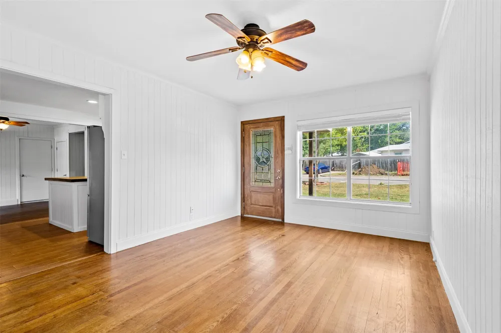 5204 Roxie Street Haltom City, TX 76117