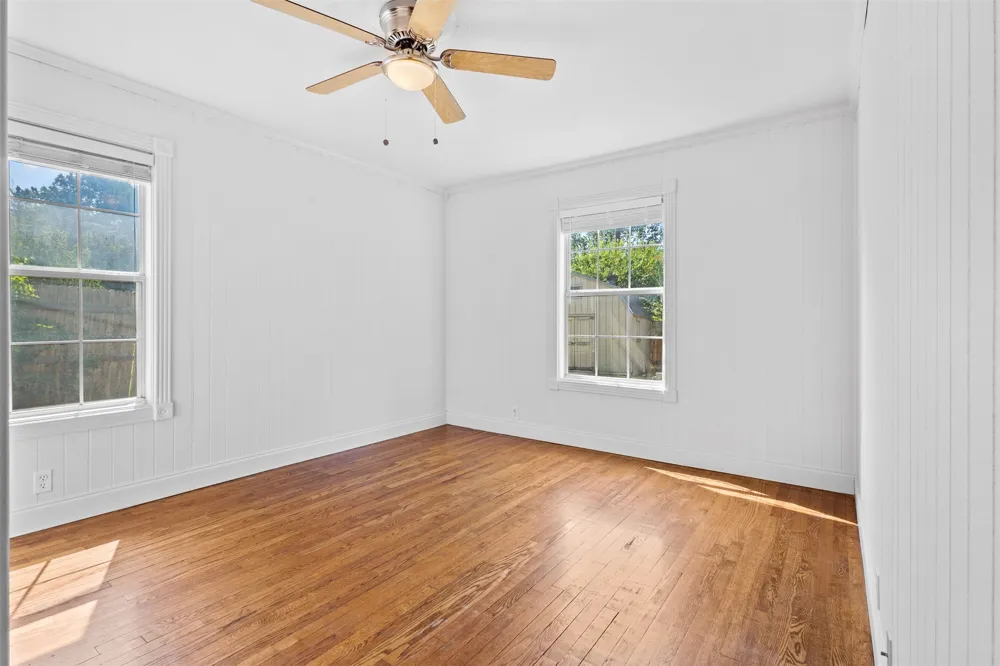 5204 Roxie Street Haltom City, TX 76117