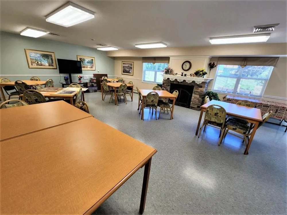 100 Canal View Dr, Ny Lyons, NY 14551
