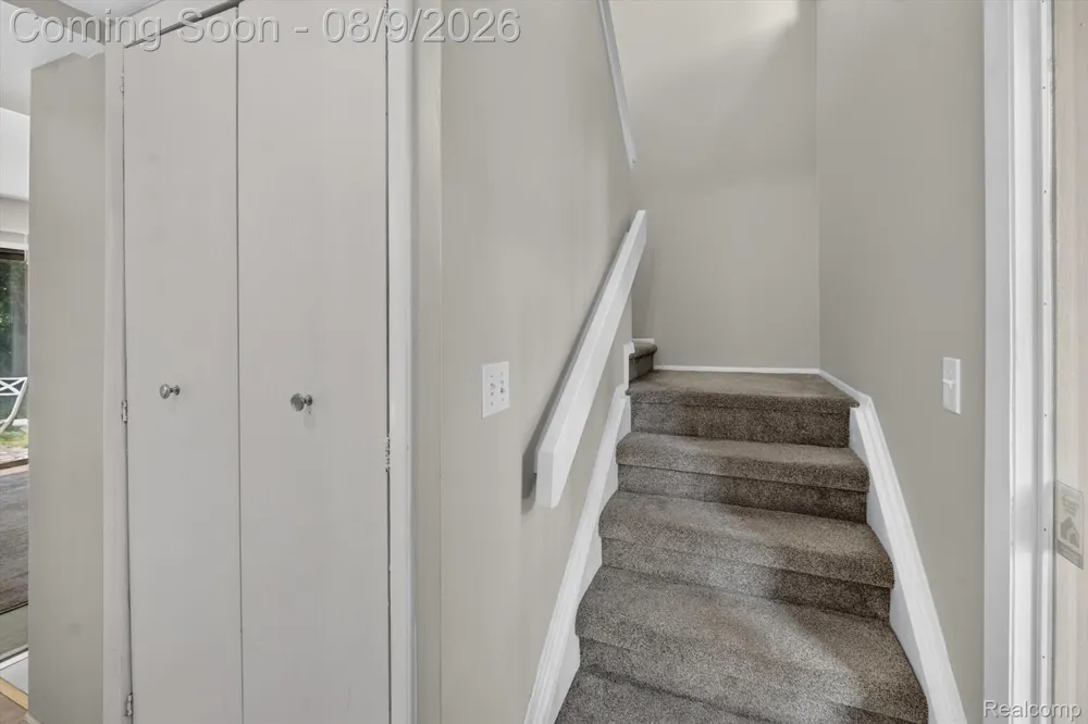 175 Briarcrest Drive #102 Ann Arbor City, MI 48104