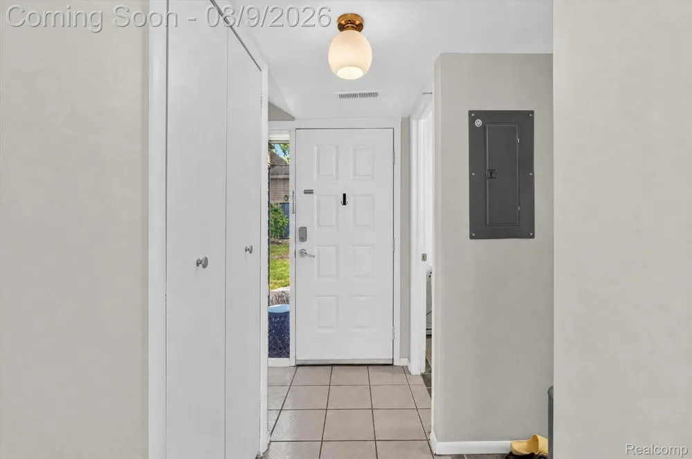 175 Briarcrest Drive #102 Ann Arbor City, MI 48104