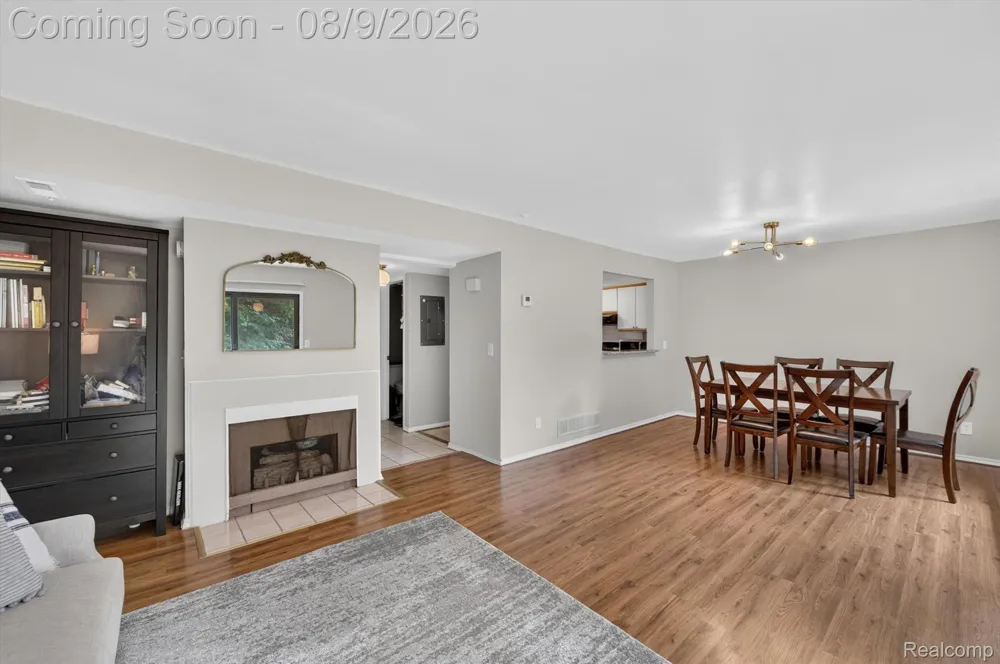 175 Briarcrest Drive #102 Ann Arbor City, MI 48104