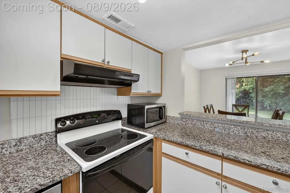 175 Briarcrest Drive #102 Ann Arbor City, MI 48104