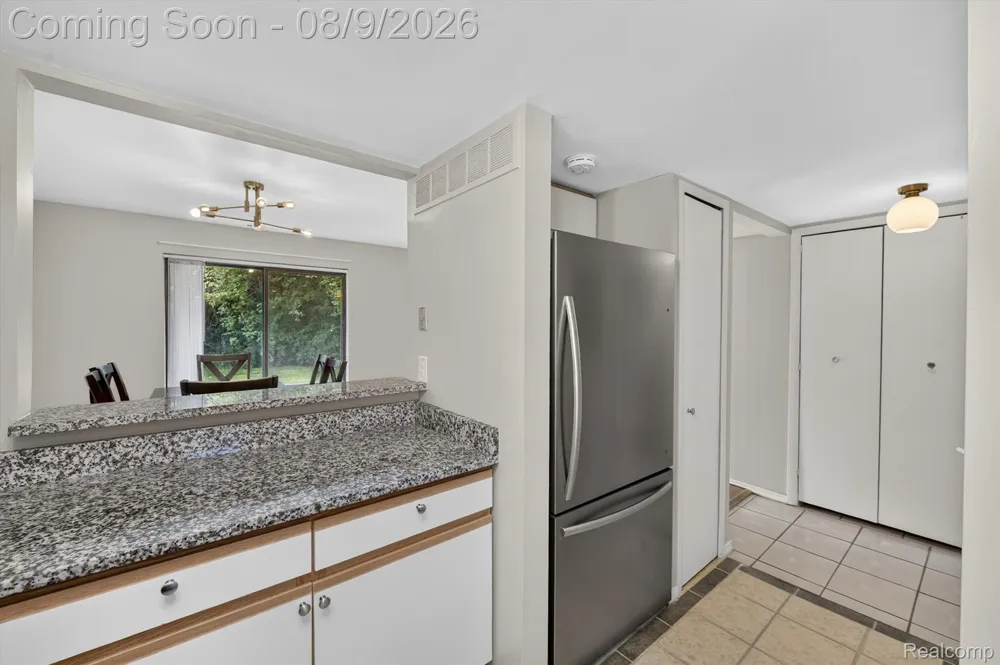 175 Briarcrest Drive #102 Ann Arbor City, MI 48104
