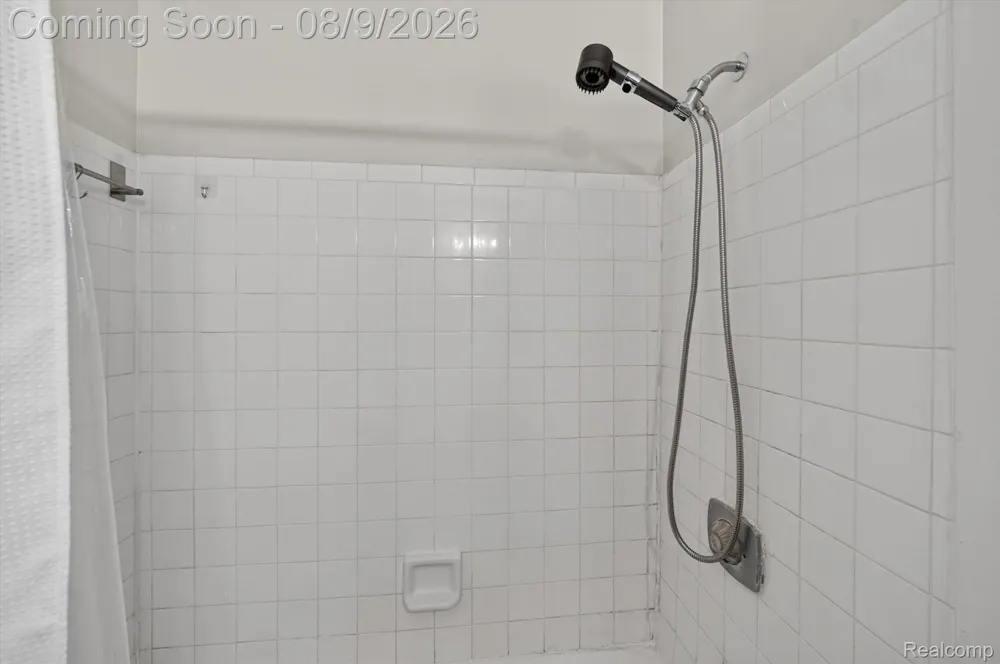 175 Briarcrest Drive #102 Ann Arbor City, MI 48104