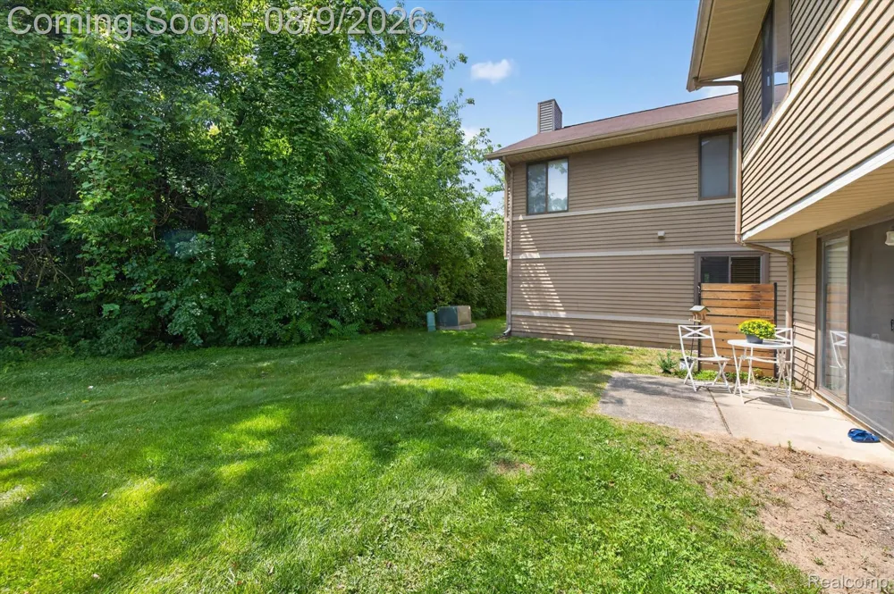 175 Briarcrest Drive #102 Ann Arbor City, MI 48104
