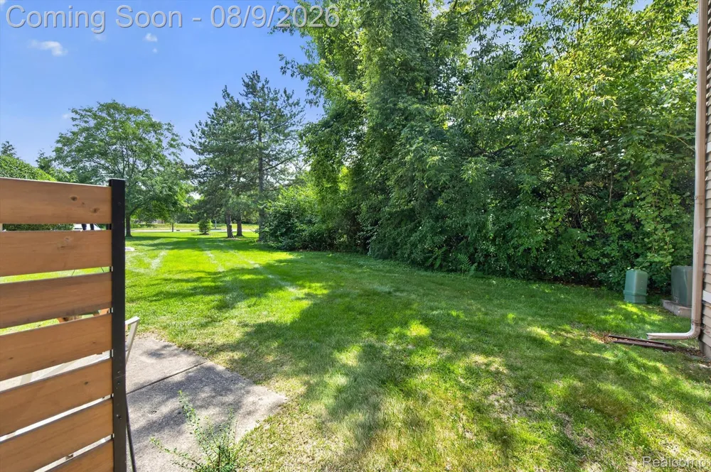 175 Briarcrest Drive #102 Ann Arbor City, MI 48104