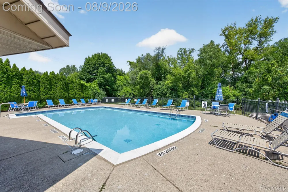 175 Briarcrest Drive #102 Ann Arbor City, MI 48104