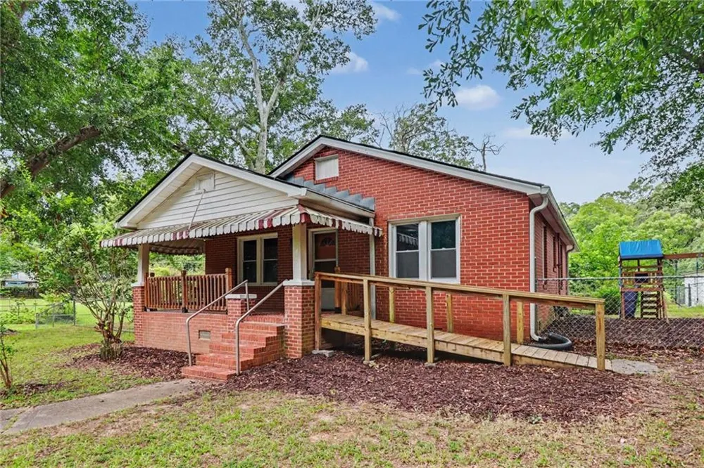 160 Connecticut Avenue Tallapoosa, GA 30176