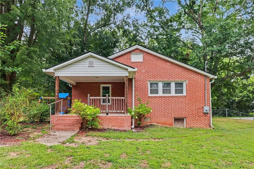 160 Connecticut Avenue Tallapoosa, GA 30176