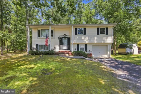 229 MAPLE DRIVE