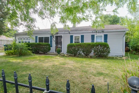 2510 Dexter Avenue