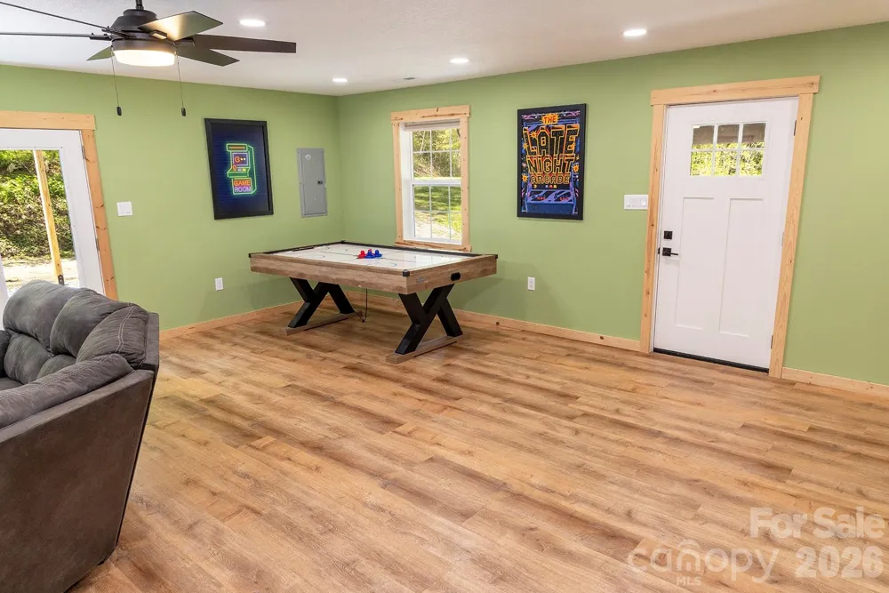 95 Lasso Lane Waynesville, NC 28785