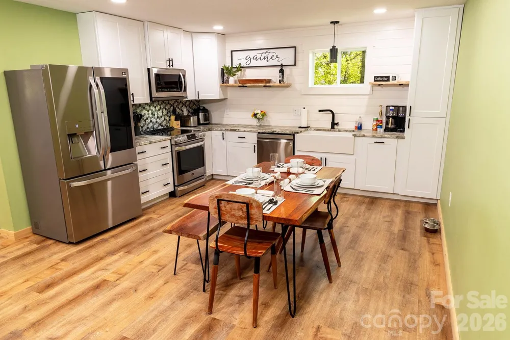 95 Lasso Lane Waynesville, NC 28785